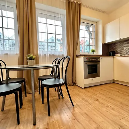 Z Widokiem Na Motlawe Iii גדנסק